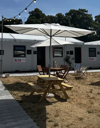 outdoor furniture parasols