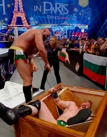 wwe clash in paris bar inner sanctum custom build